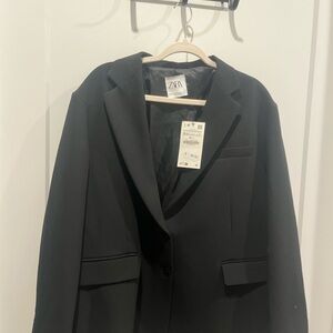 Zara Women’s Oversized Black Blazer
